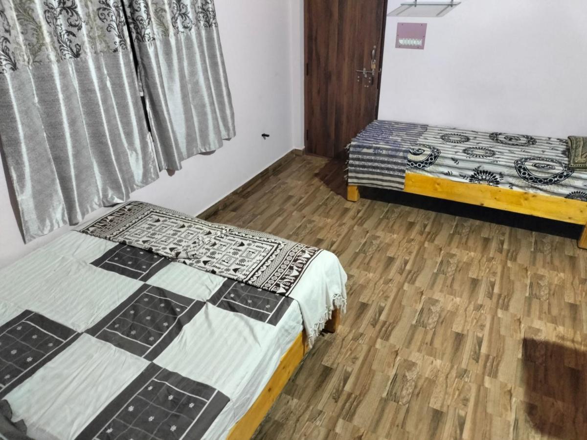 Prajwal Home Stay Hampi Exterior foto